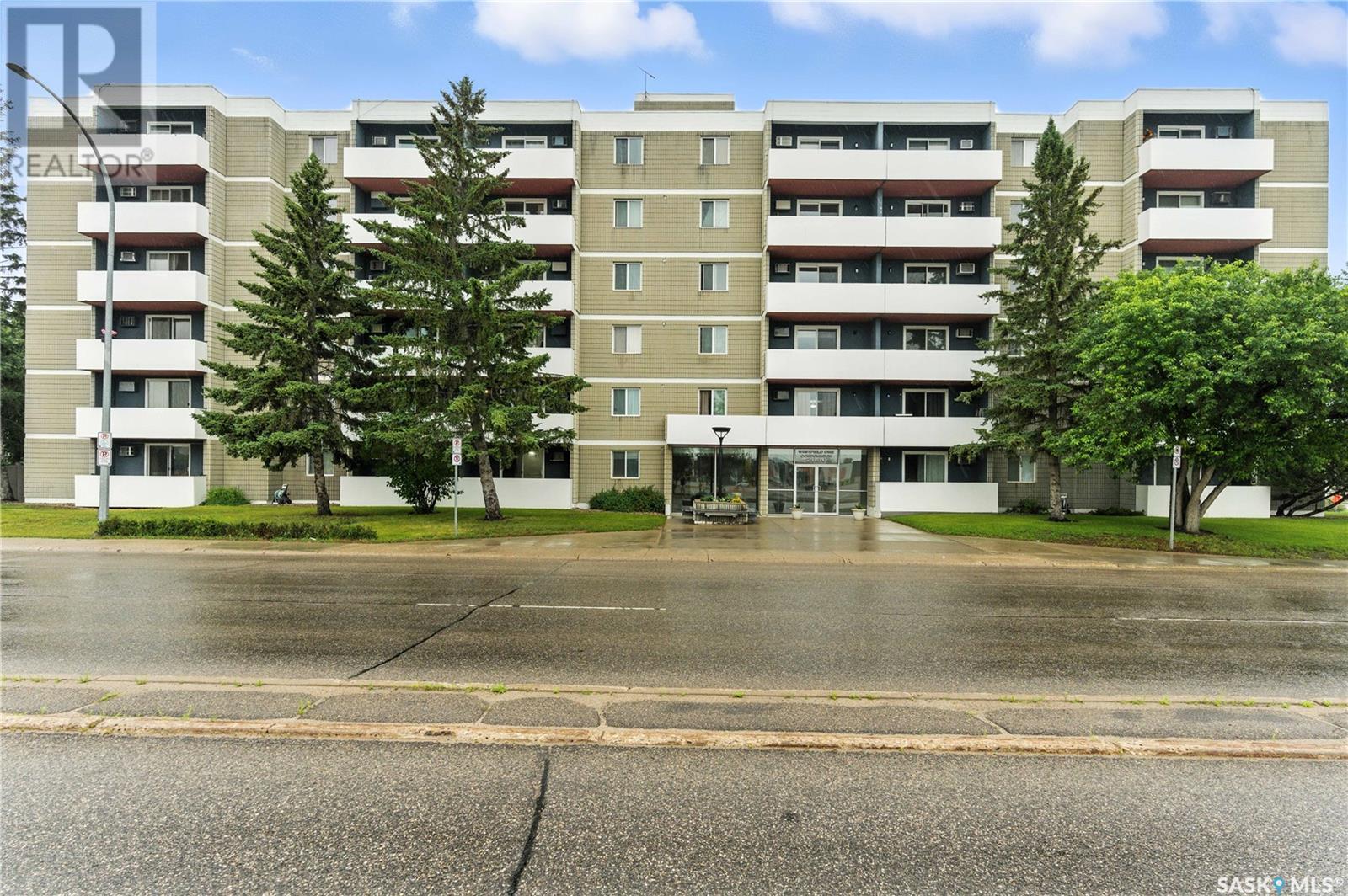 Single Family House High rise for Sale in   Gordon ROAD Regina 