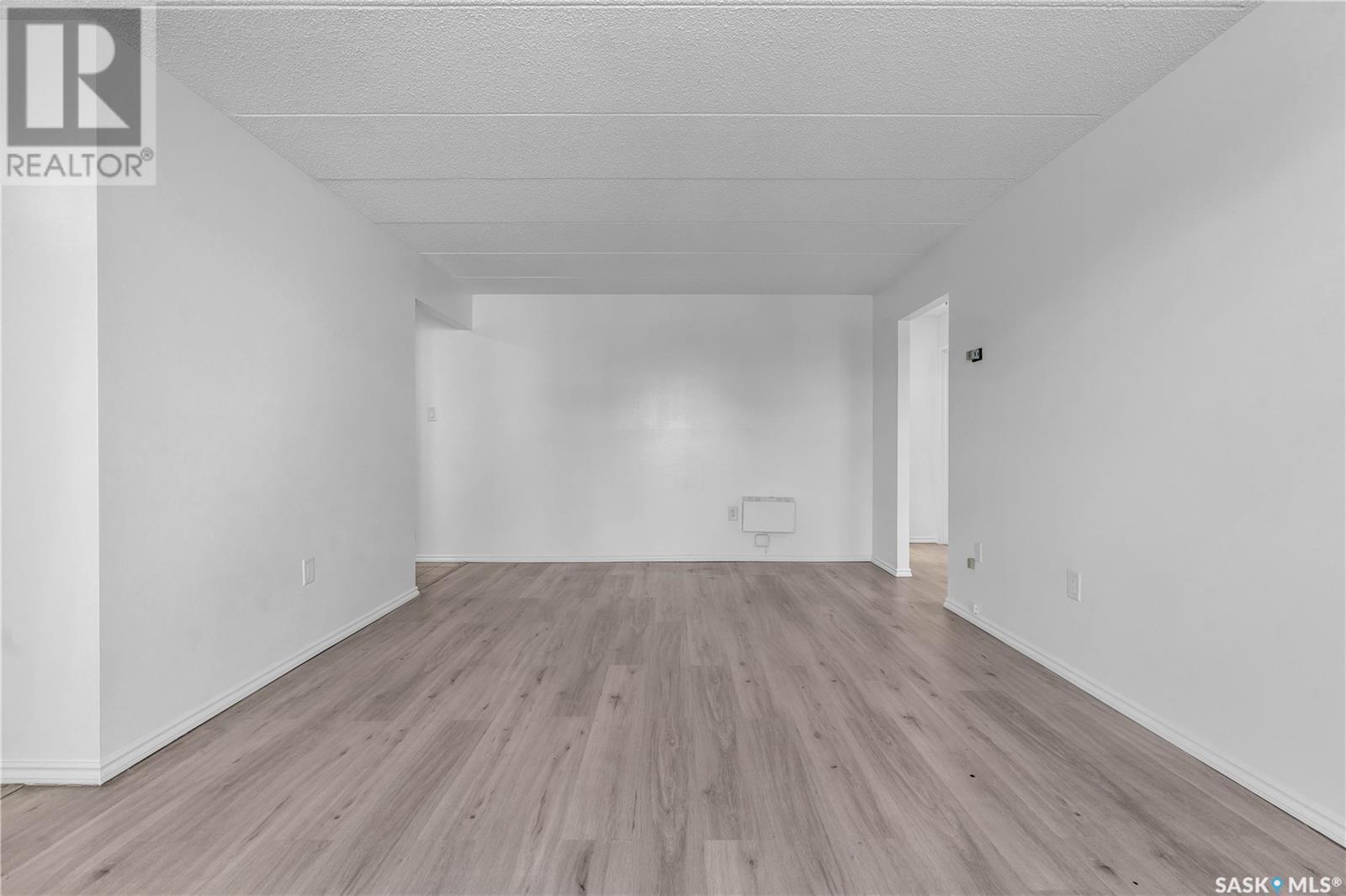 Single Family House High rise for Sale in   Gordon ROAD Regina 