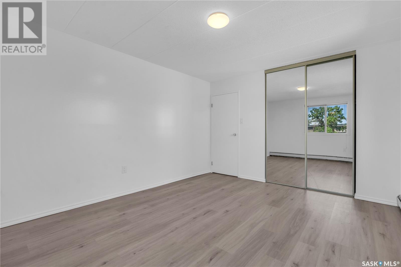 Single Family House High rise for Sale in   Gordon ROAD Regina 