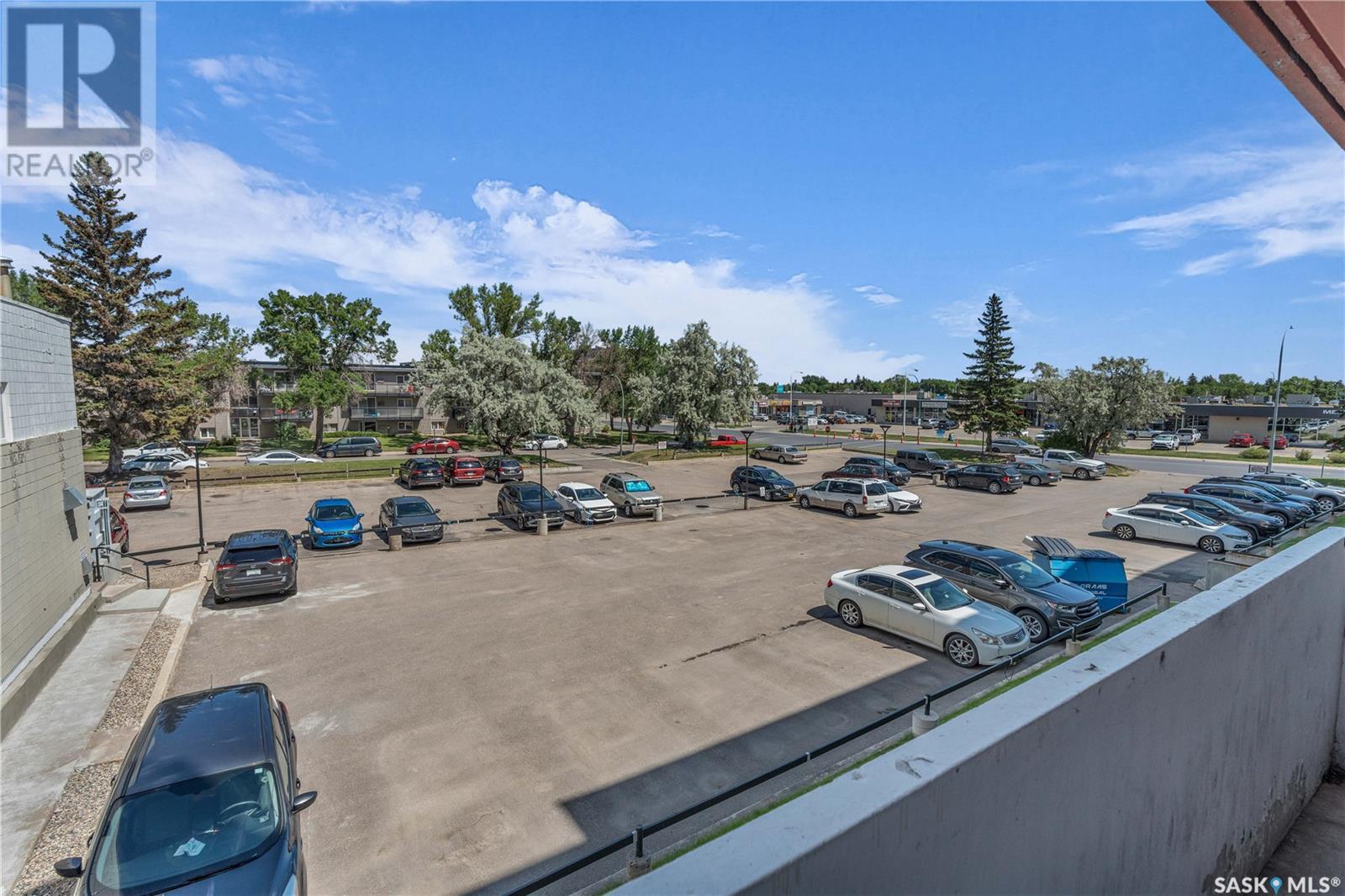 Single Family House High rise for Sale in   Gordon ROAD Regina 