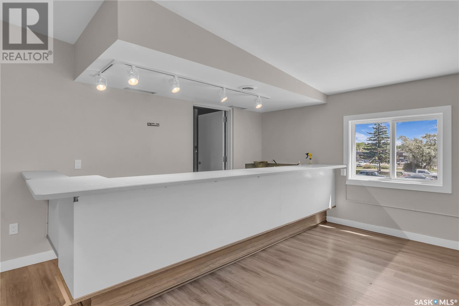 Single Family House High rise for Sale in   Gordon ROAD Regina 