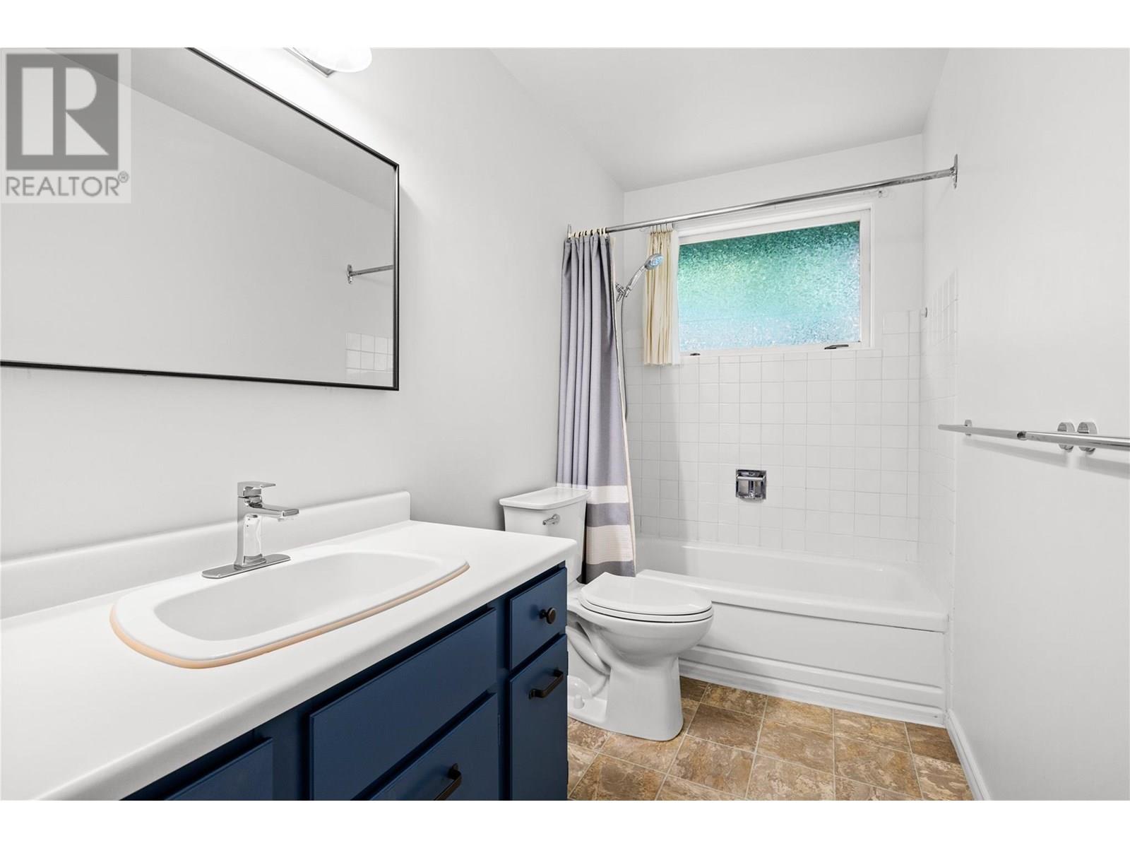  1403 Braemar Street, Kelowna
