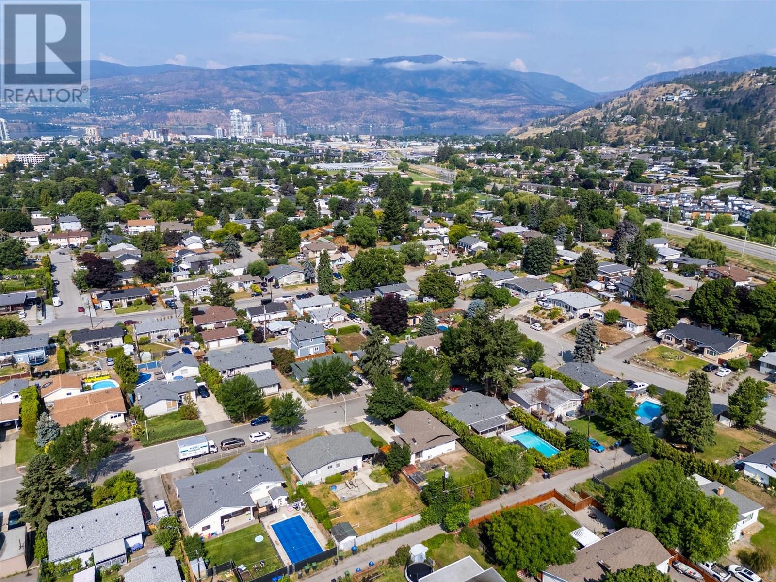  1403 Braemar Street, Kelowna