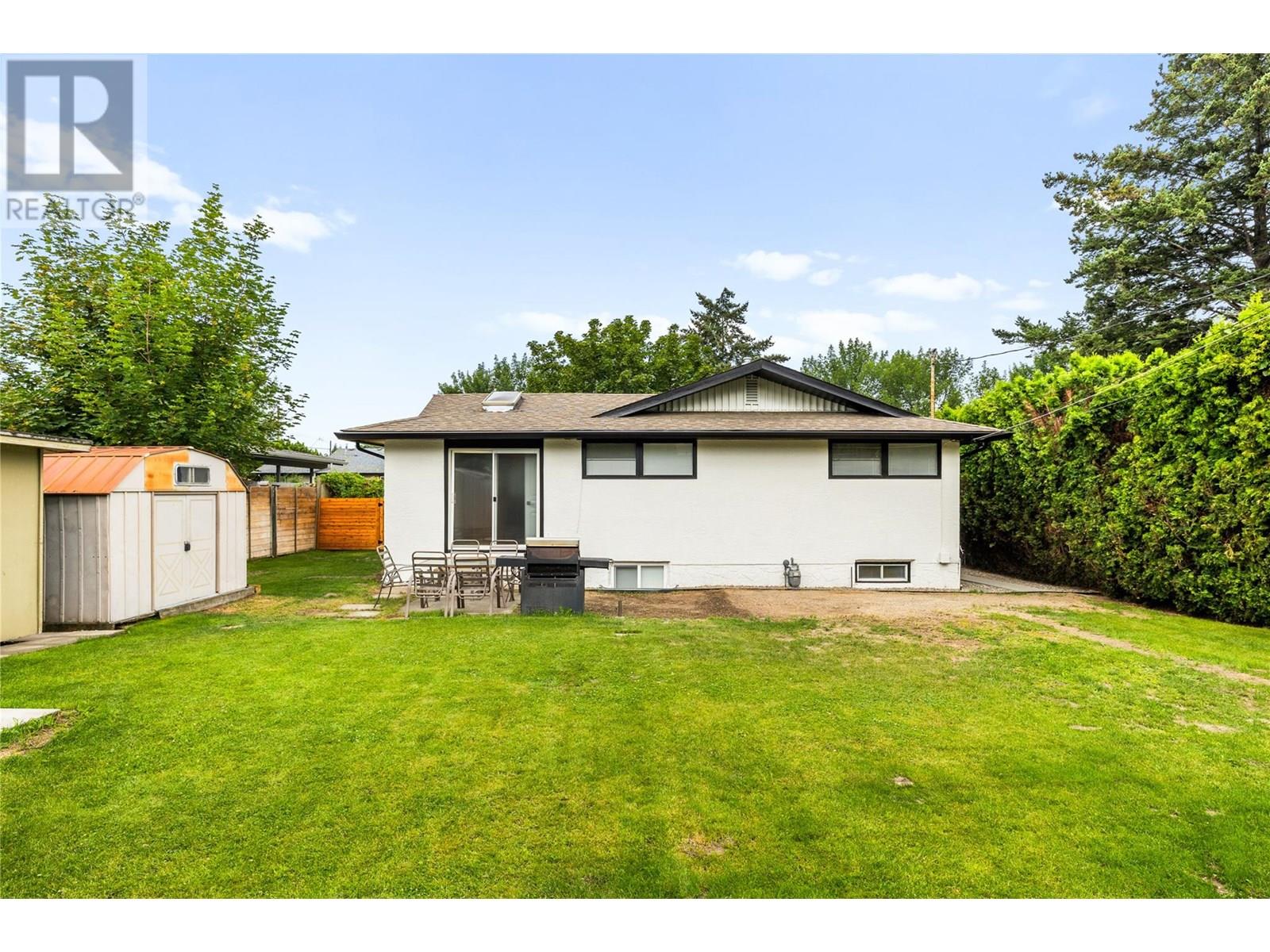  1403 Braemar Street, Kelowna