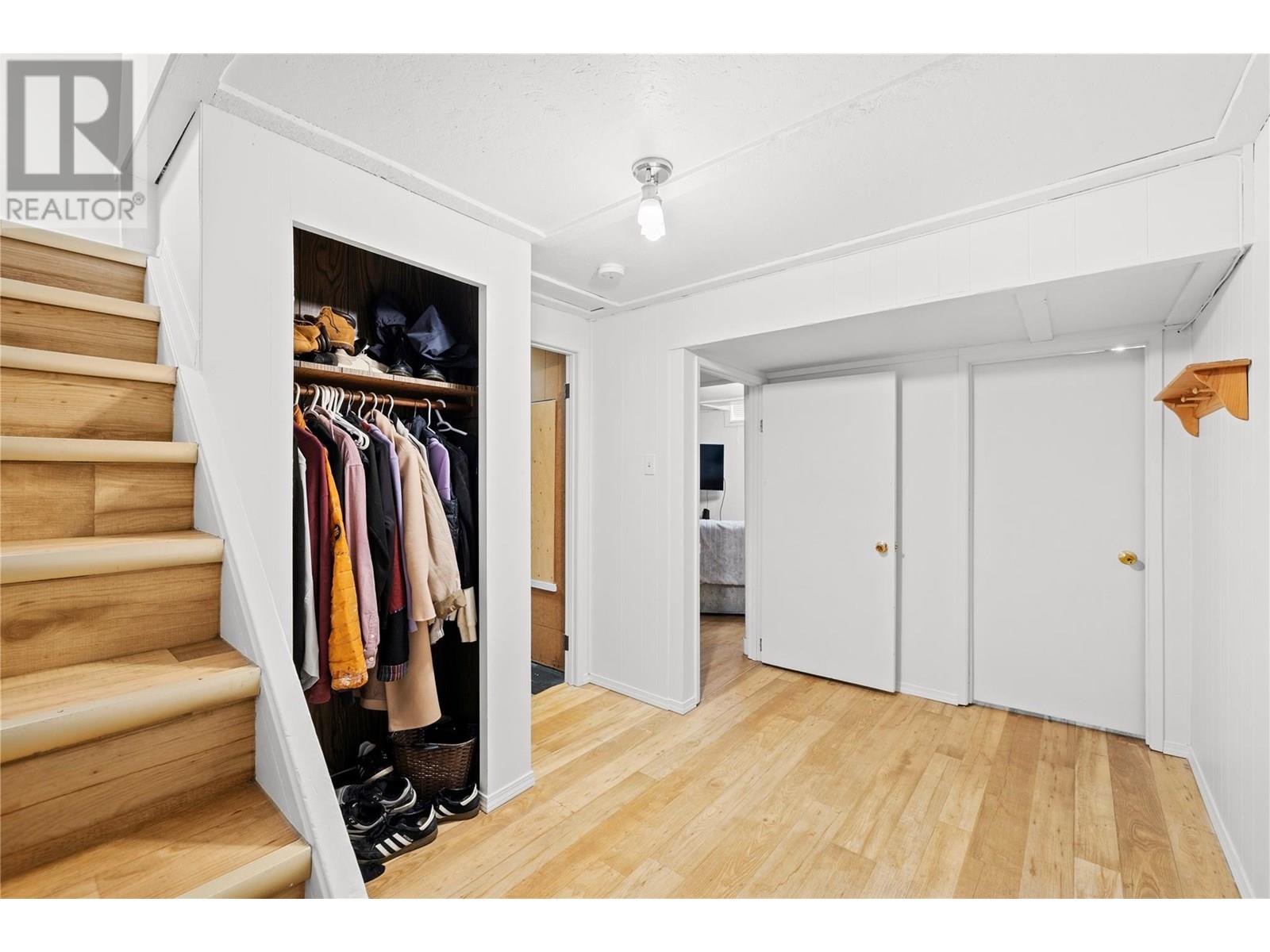  1403 Braemar Street, Kelowna