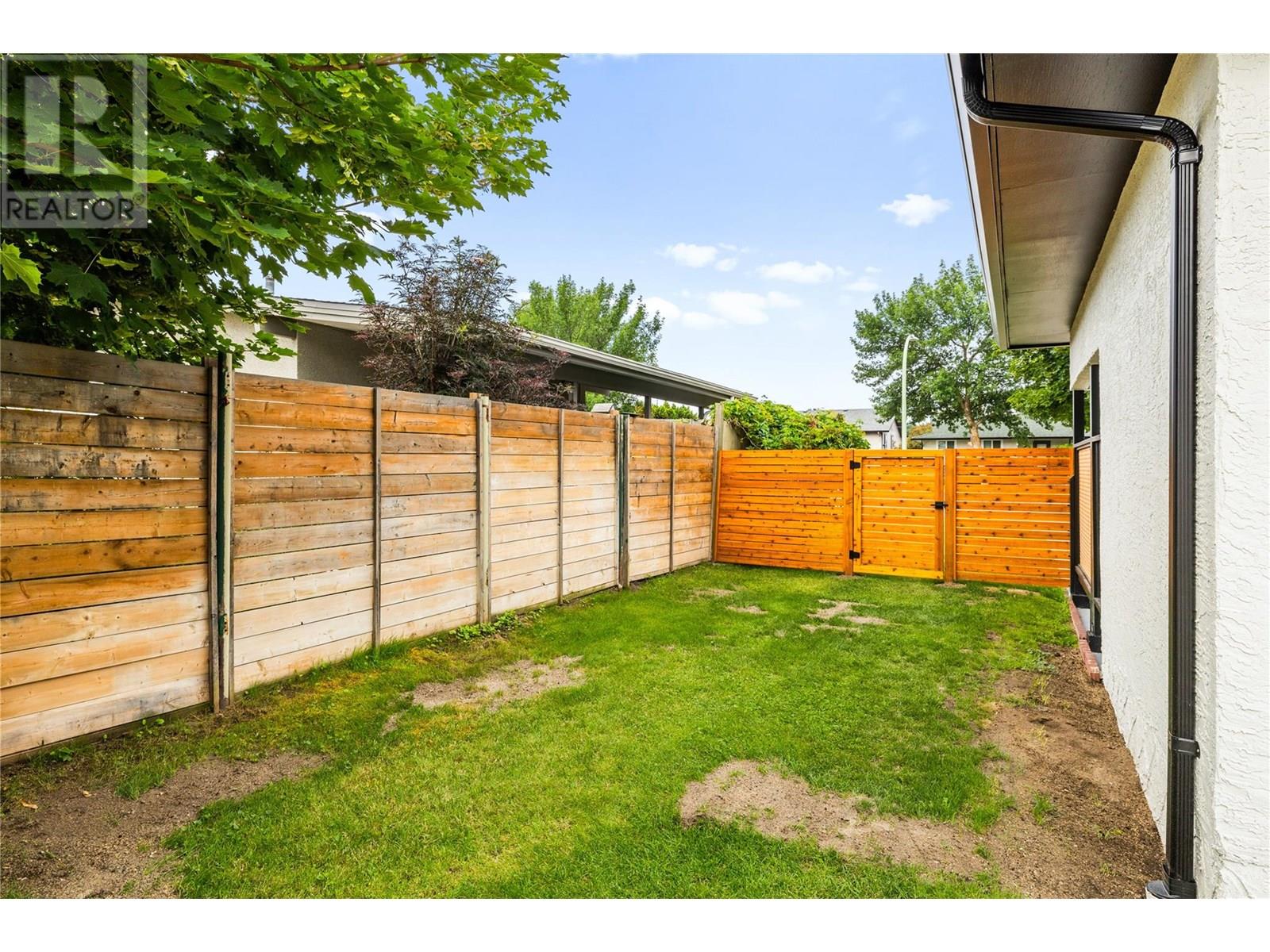  1403 Braemar Street, Kelowna