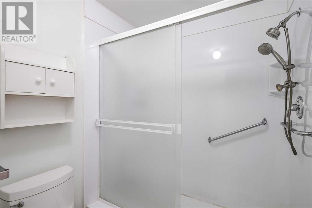 Single Family House 4 Level for Sale in  Radcliffe Place SE Albert Park/Radisson Heights Calgary 