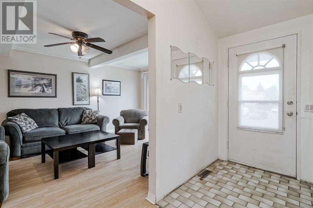 Single Family House 4 Level for Sale in  Radcliffe Place SE Albert Park/Radisson Heights Calgary 