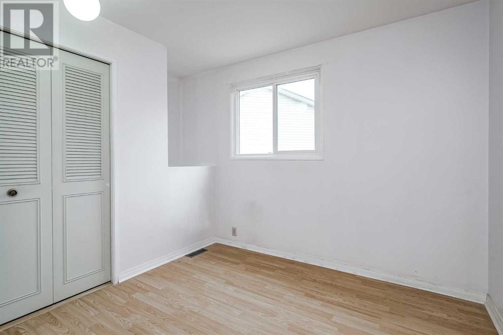 Single Family House 4 Level for Sale in  Radcliffe Place SE Albert Park/Radisson Heights Calgary 