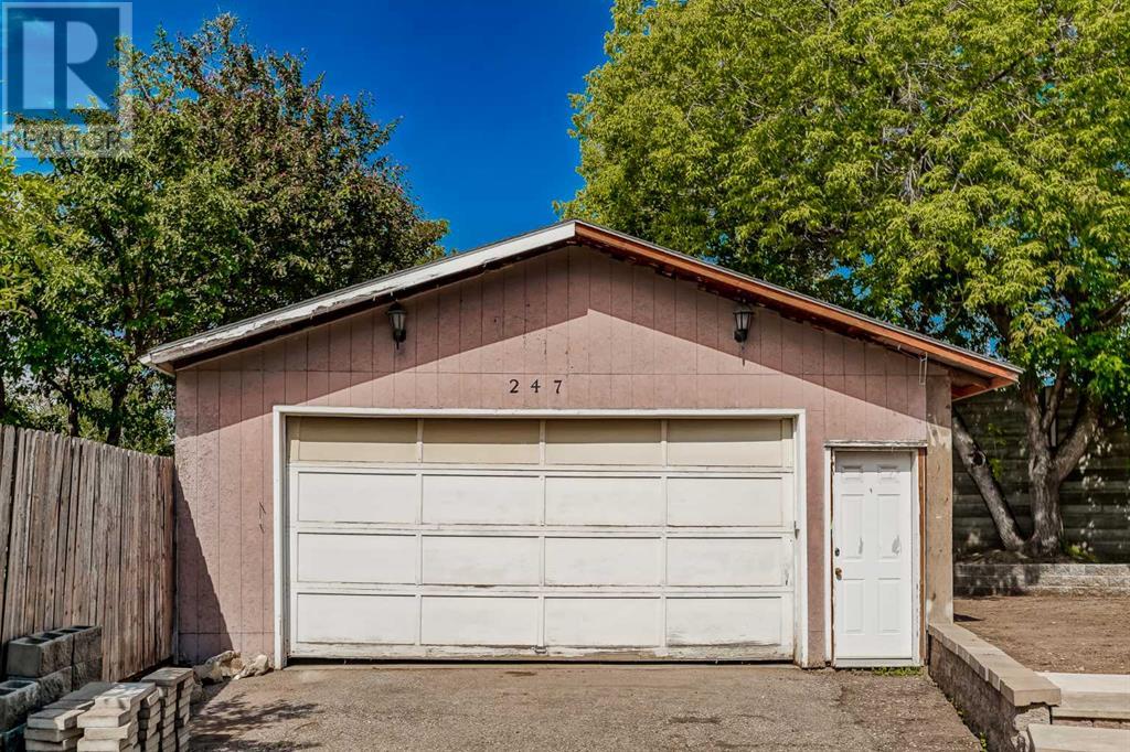 Single Family House 4 Level for Sale in  Radcliffe Place SE Albert Park/Radisson Heights Calgary 