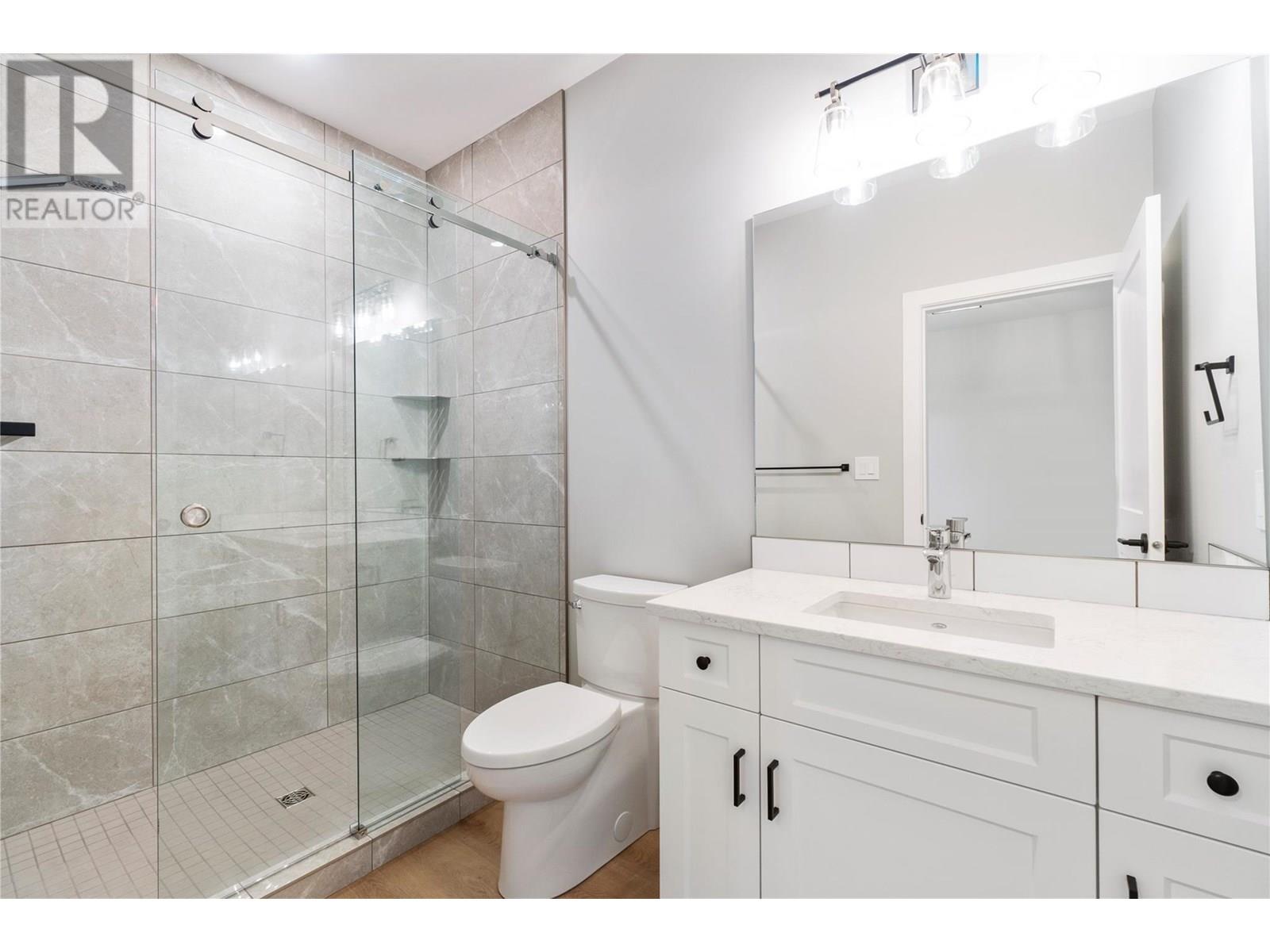 Photo 13 of 1330 10 Street Sw Unit 14, Salmon Arm BC
