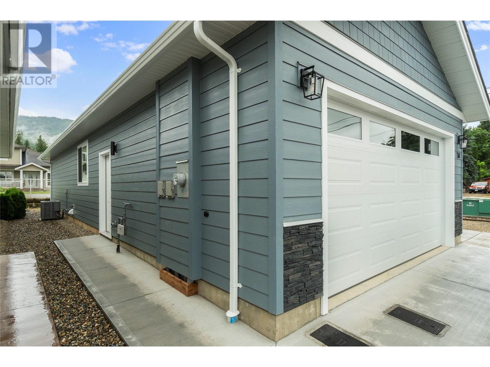Photo 25 of 1330 10 Street Sw Unit 14, Salmon Arm BC