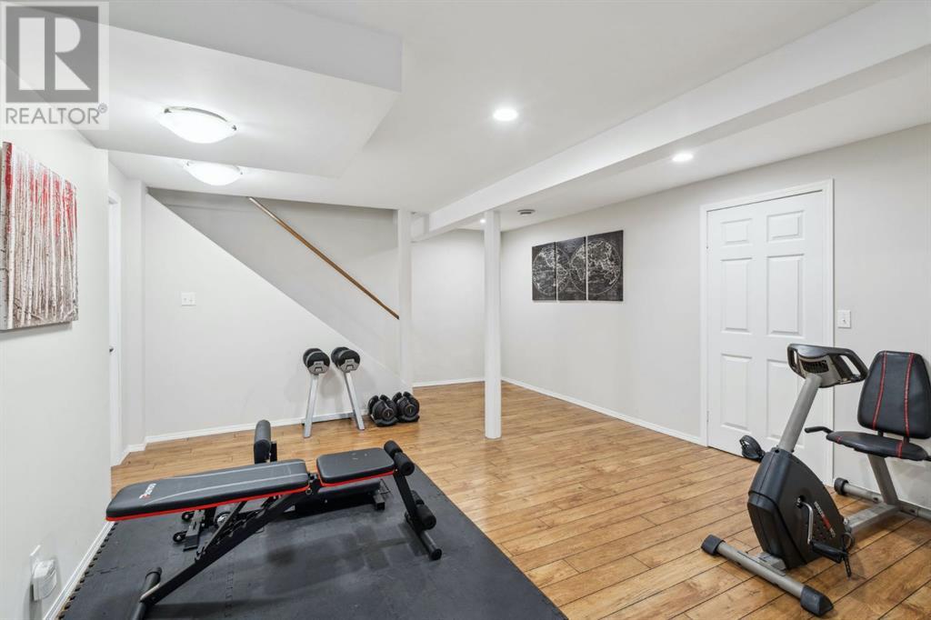 Single Family House for Sale in  Woodbrook Road SW Woodbine Calgary 