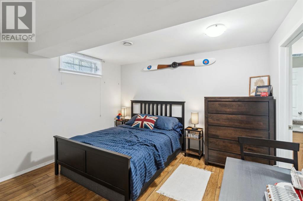 Single Family House for Sale in  Woodbrook Road SW Woodbine Calgary 