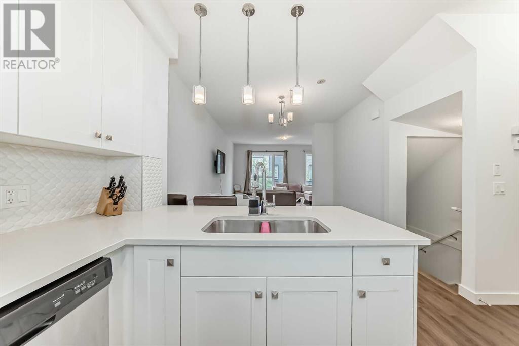Single Family House for Sale in   Evanscrest Park NW Evanston Calgary 