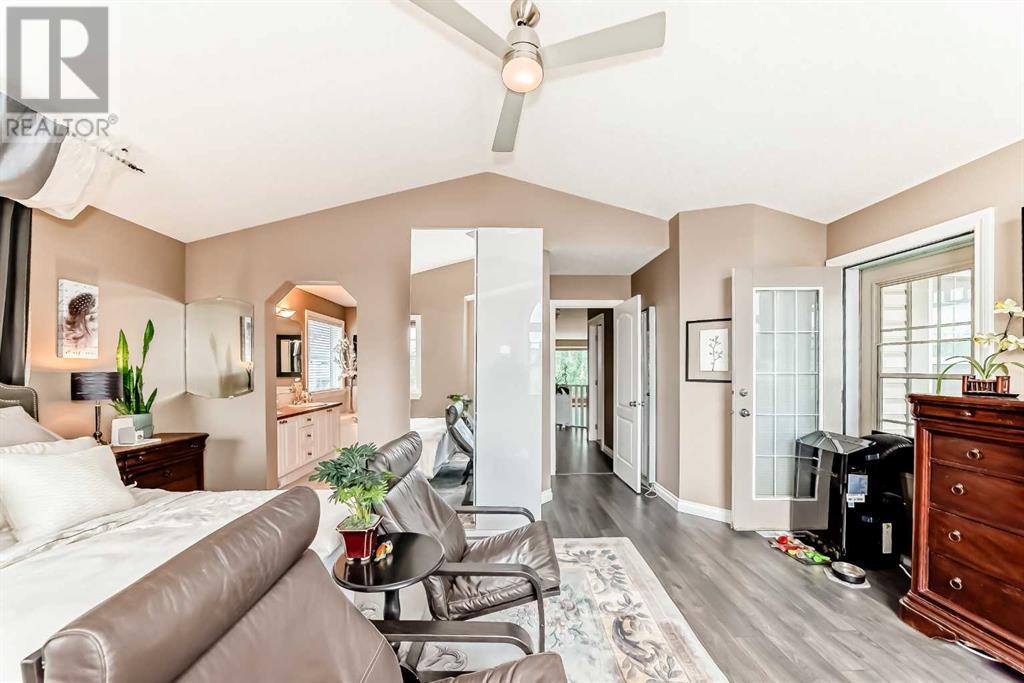 Single Family House for Sale in  Tuscany Meadows Heights NW Tuscany Calgary 