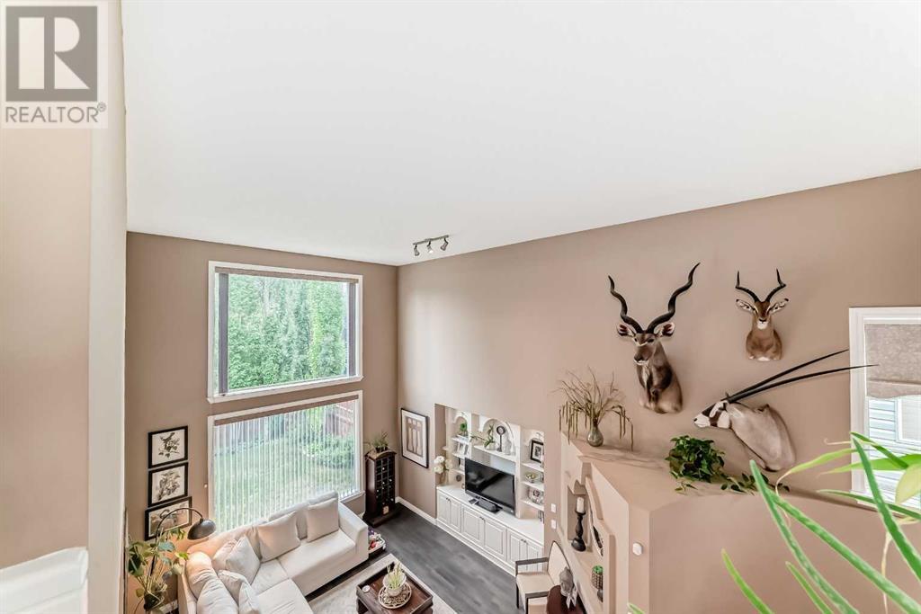 Single Family House for Sale in  Tuscany Meadows Heights NW Tuscany Calgary 