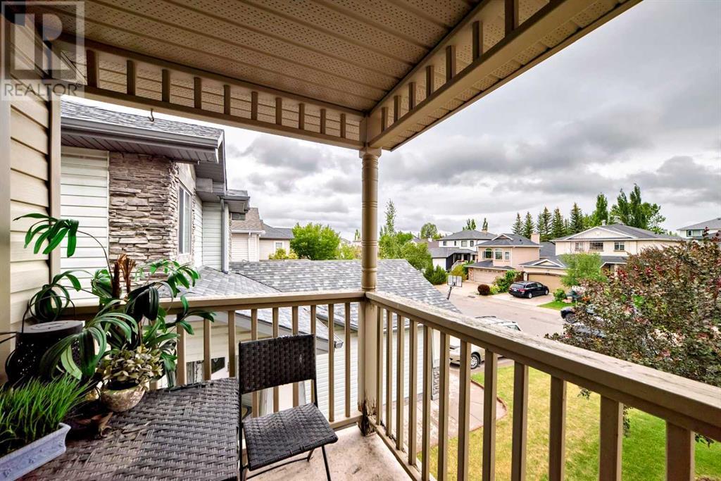 Single Family House for Sale in  Tuscany Meadows Heights NW Tuscany Calgary 