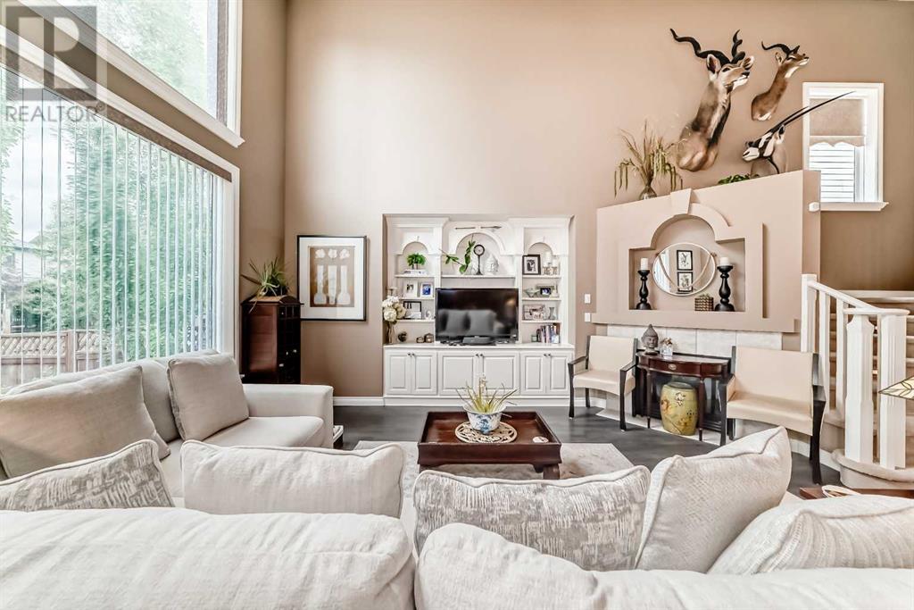 Single Family House for Sale in  Tuscany Meadows Heights NW Tuscany Calgary 