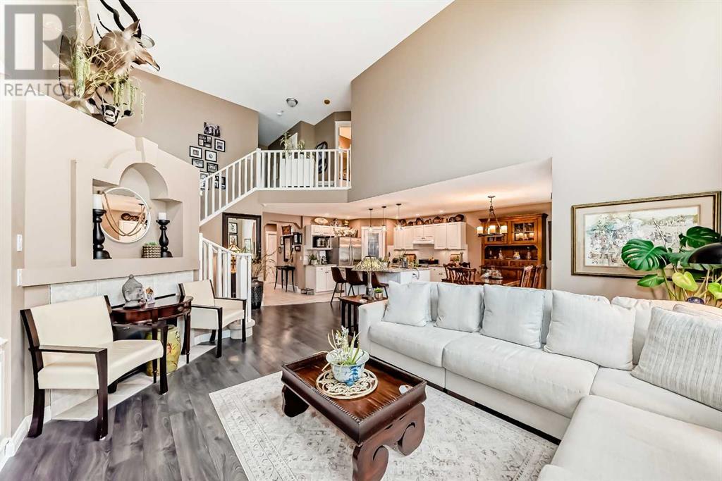 Single Family House for Sale in  Tuscany Meadows Heights NW Tuscany Calgary 