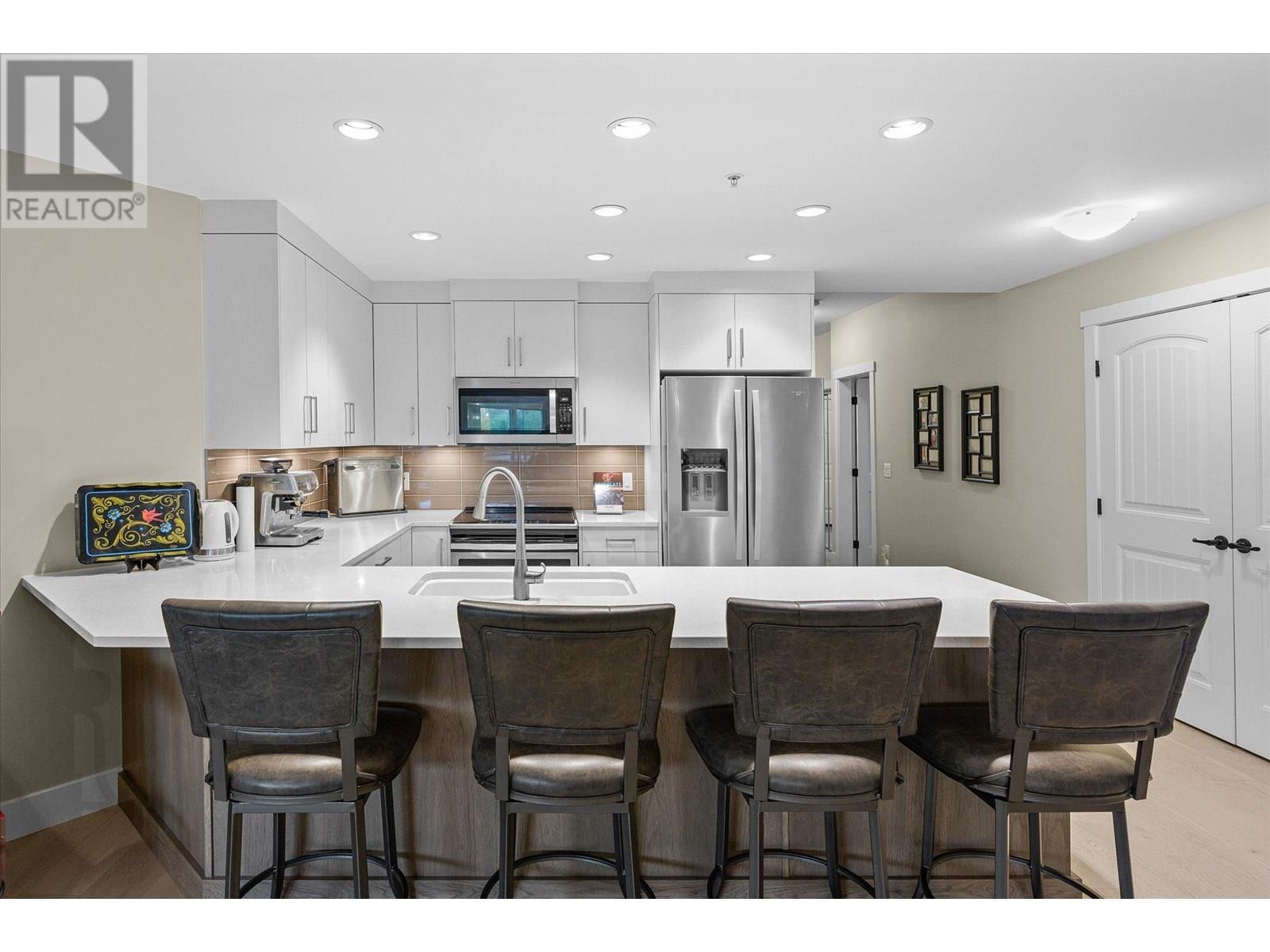 #204 3865 TRUSWELL ROAD - Image 3
