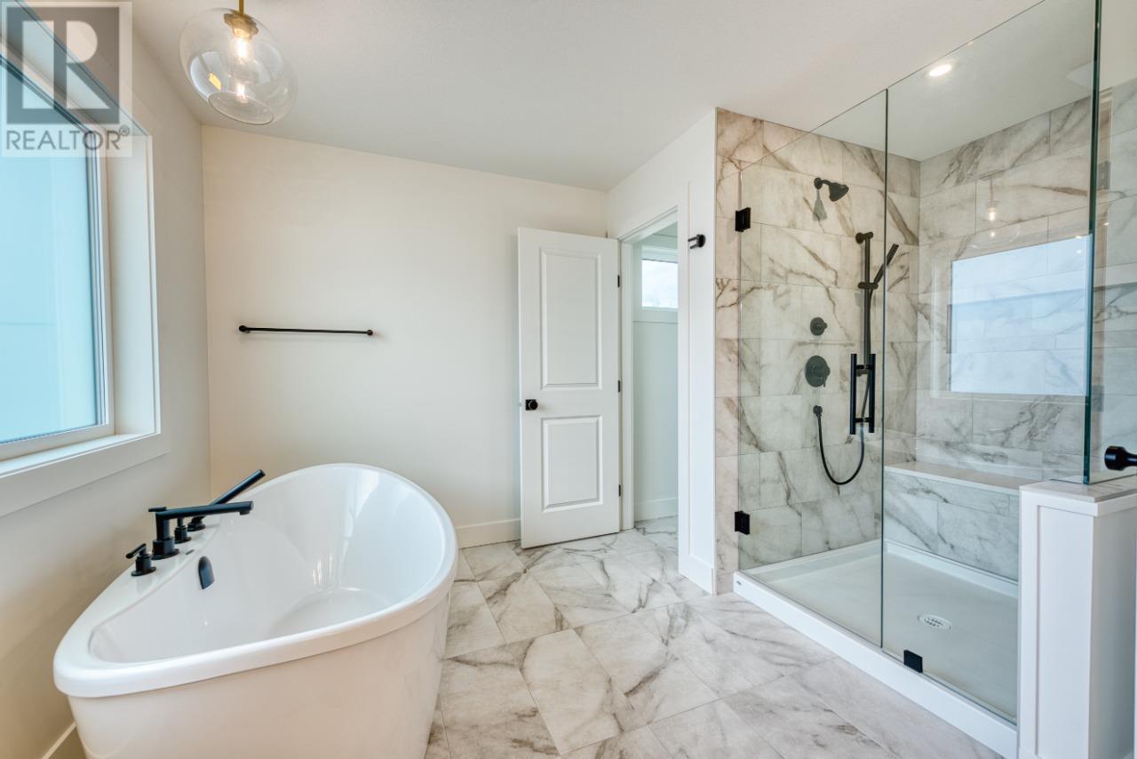 Photo 36 of 937 Bull Crescent, Kelowna BC