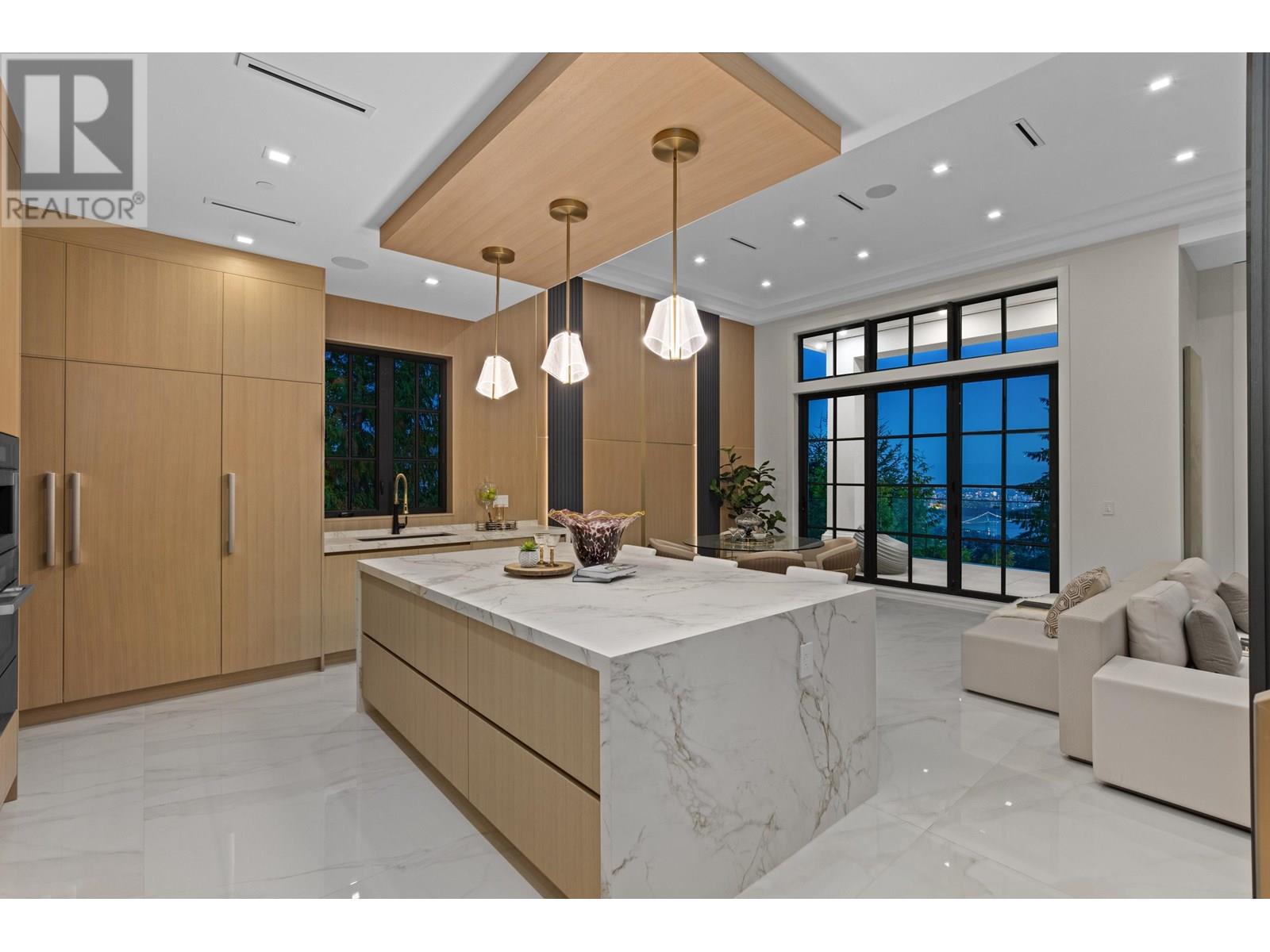 1419 BRAMWELL ROAD, West Vancouver