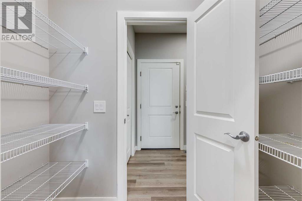 Single Family House for Sale in  Evansfield Gate NW Evanston Calgary 