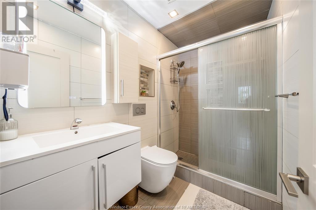 Photo 21 of 448 Ellis, Windsor ON