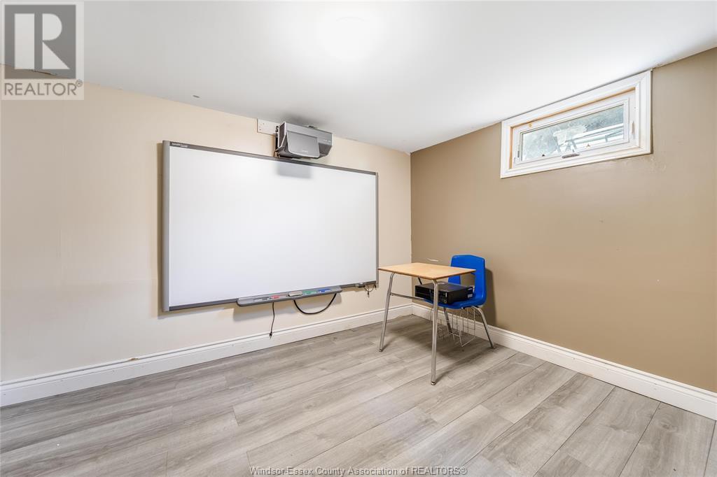 Photo 33 of 448 Ellis, Windsor ON