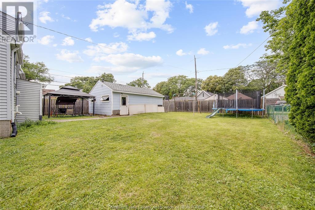 Photo 39 of 448 Ellis, Windsor ON
