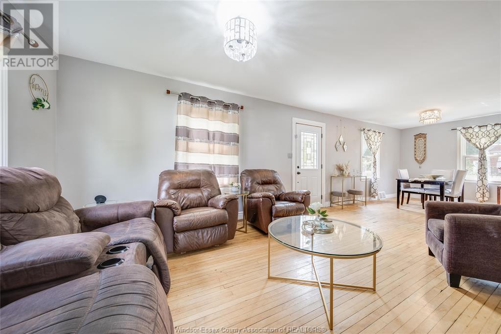 Photo 6 of 448 Ellis, Windsor ON