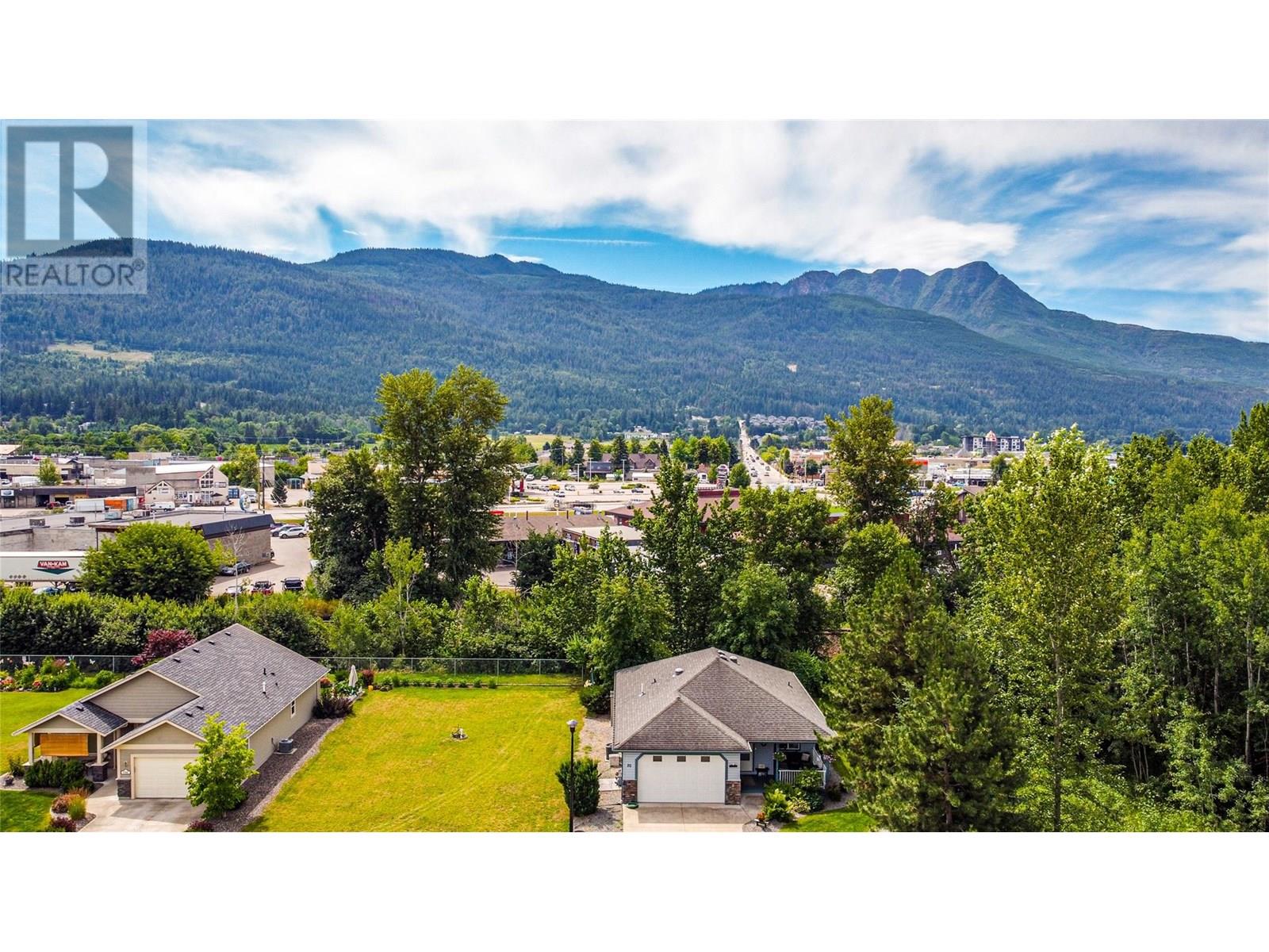 Photo 18 of 601 Beatty Avenue Nw Unit 20, Salmon Arm BC