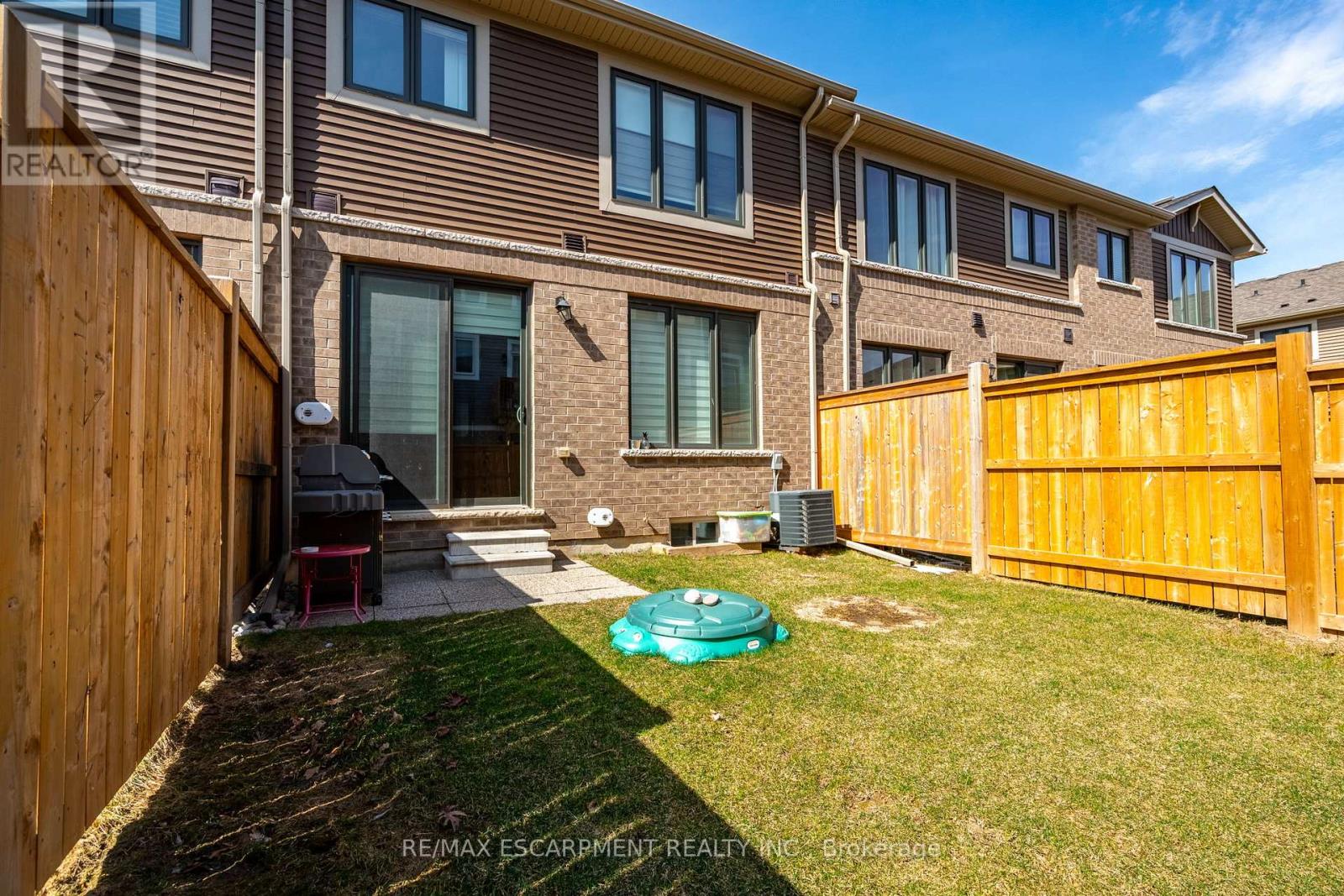 Photo 31 of 66 Pelican Lane, Hamilton ON