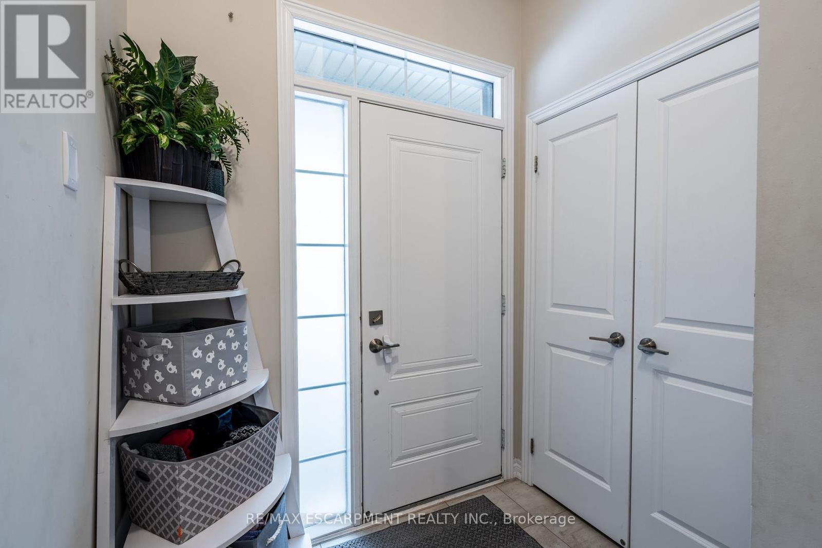Photo 40 of 66 Pelican Lane, Hamilton ON
