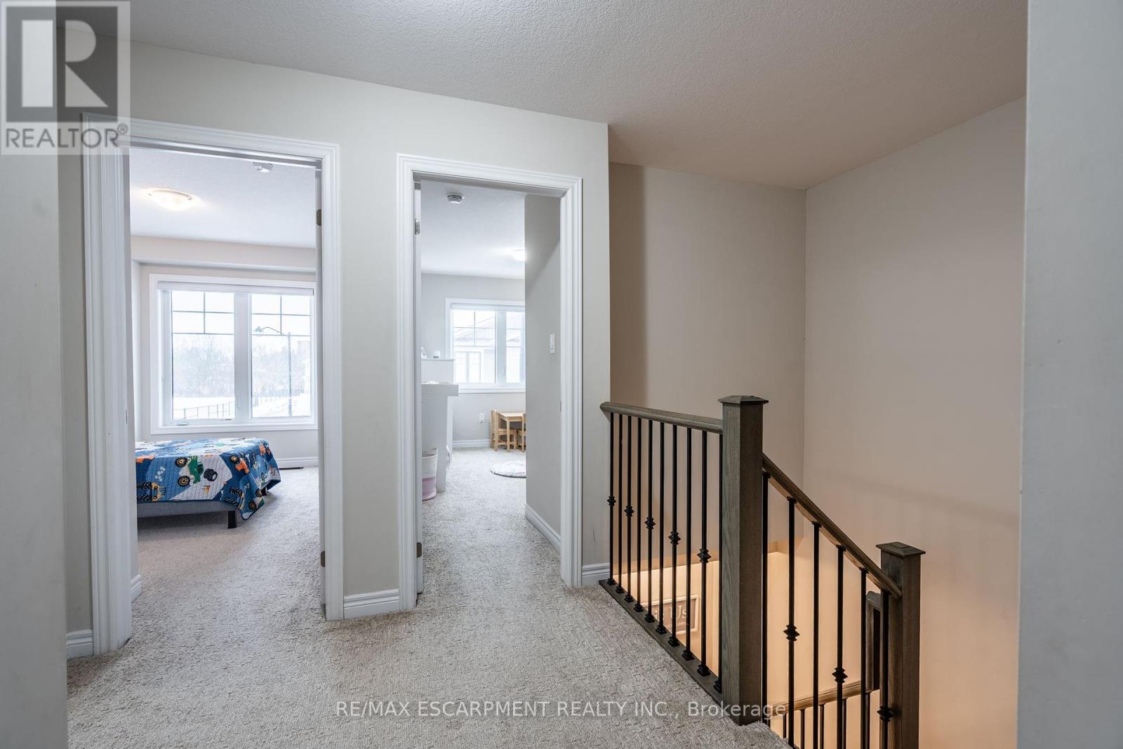 Photo 17 of 66 Pelican Lane, Hamilton ON