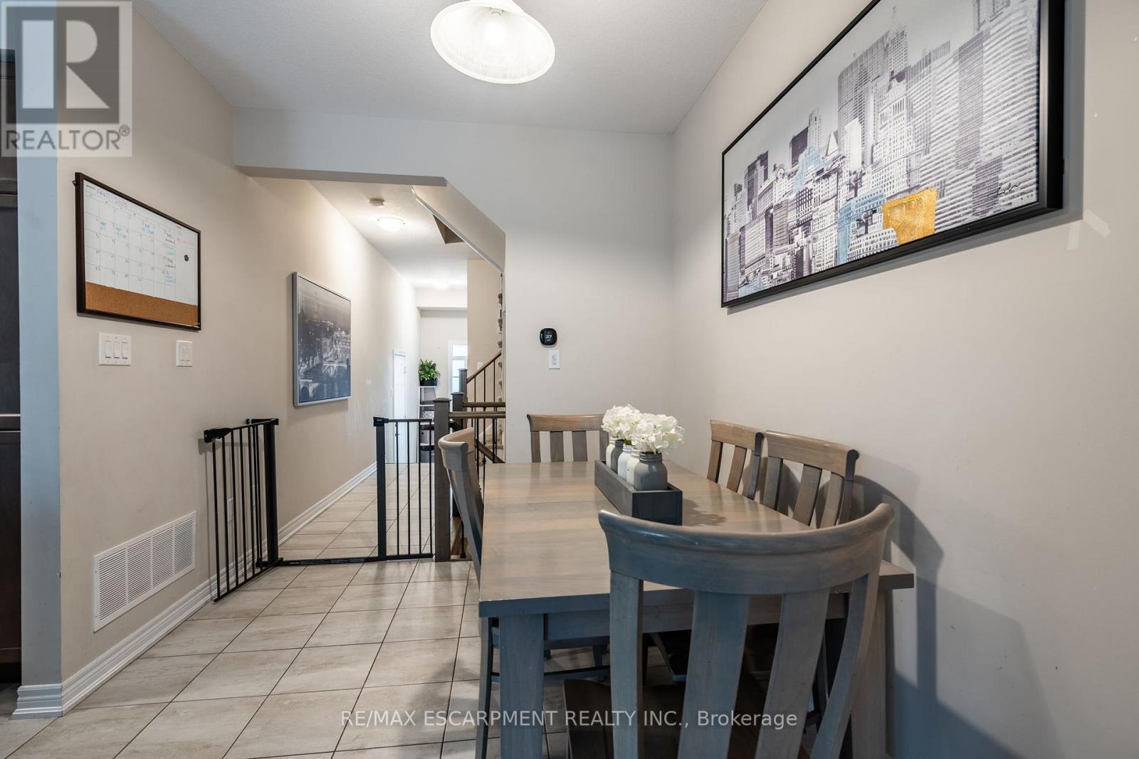 Photo 47 of 66 Pelican Lane, Hamilton ON