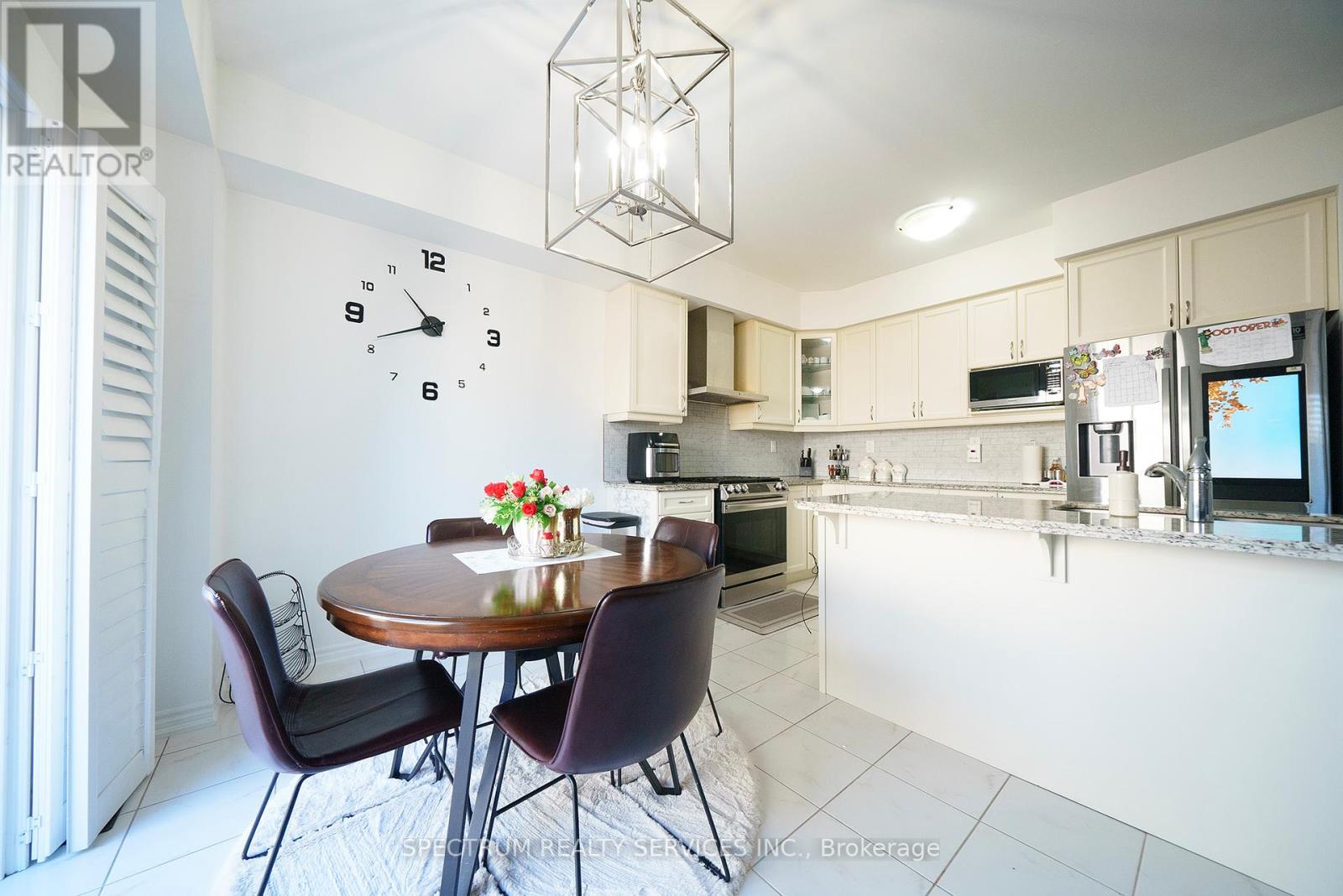 Photo 10 of 4 Sleeth Street, Brantford ON