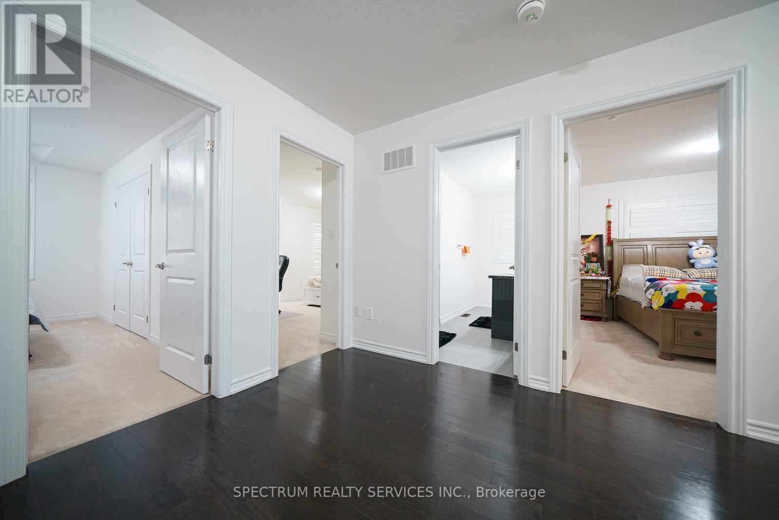 Photo 16 of 4 Sleeth Street, Brantford ON