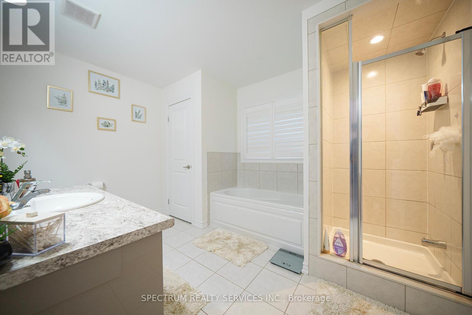 Photo 28 of 4 Sleeth Street, Brantford ON