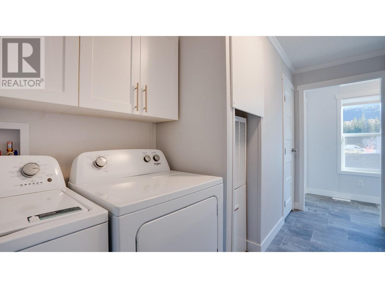 Photo 14 of 1705 Hillier Road E Unit 23, Sicamous BC