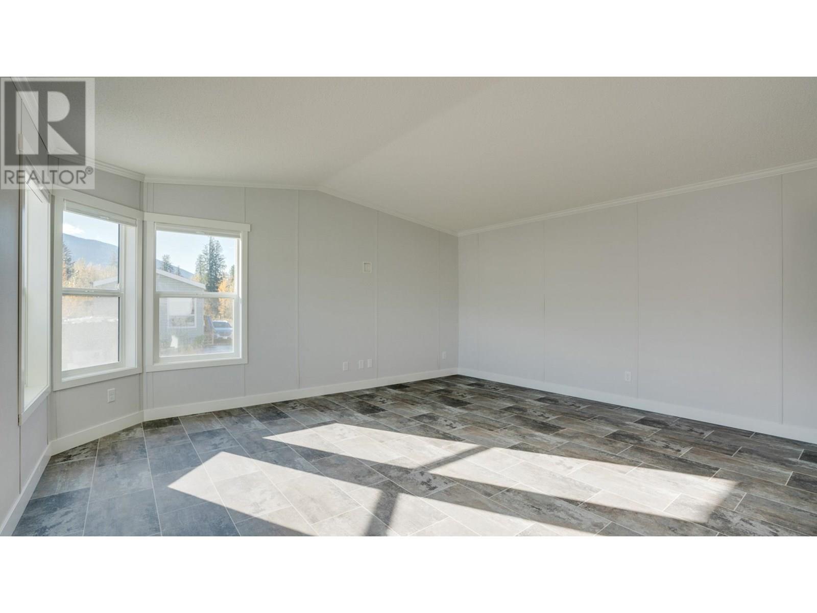 Photo 25 of 1705 Hillier Road E Unit 23, Sicamous BC
