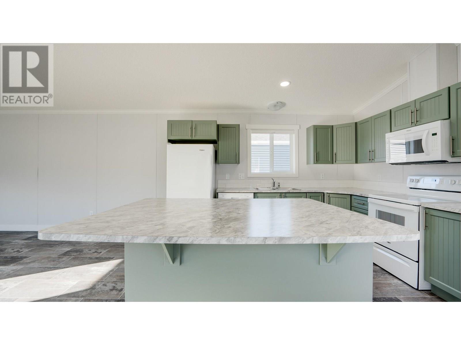 Photo 10 of 1705 Hillier Road E Unit 23, Sicamous BC