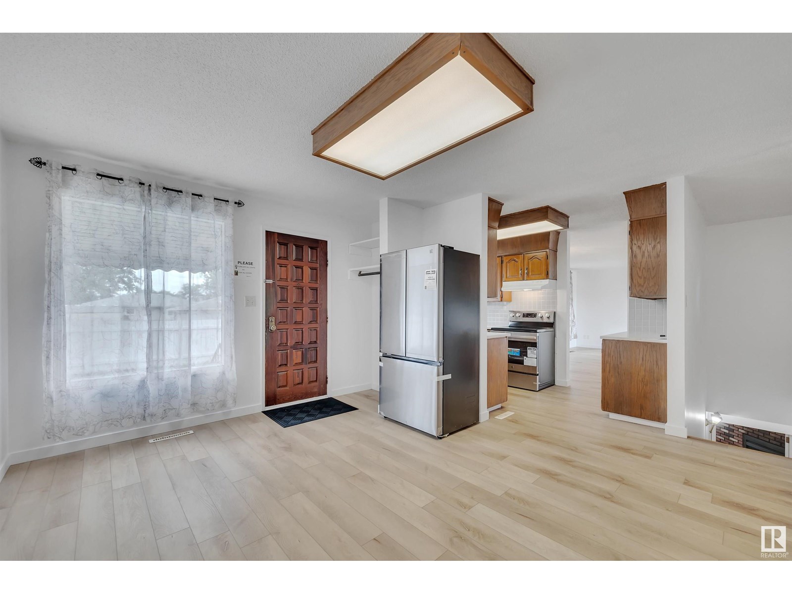 Photo 29 of 7203 138 Av Nw, Edmonton AB