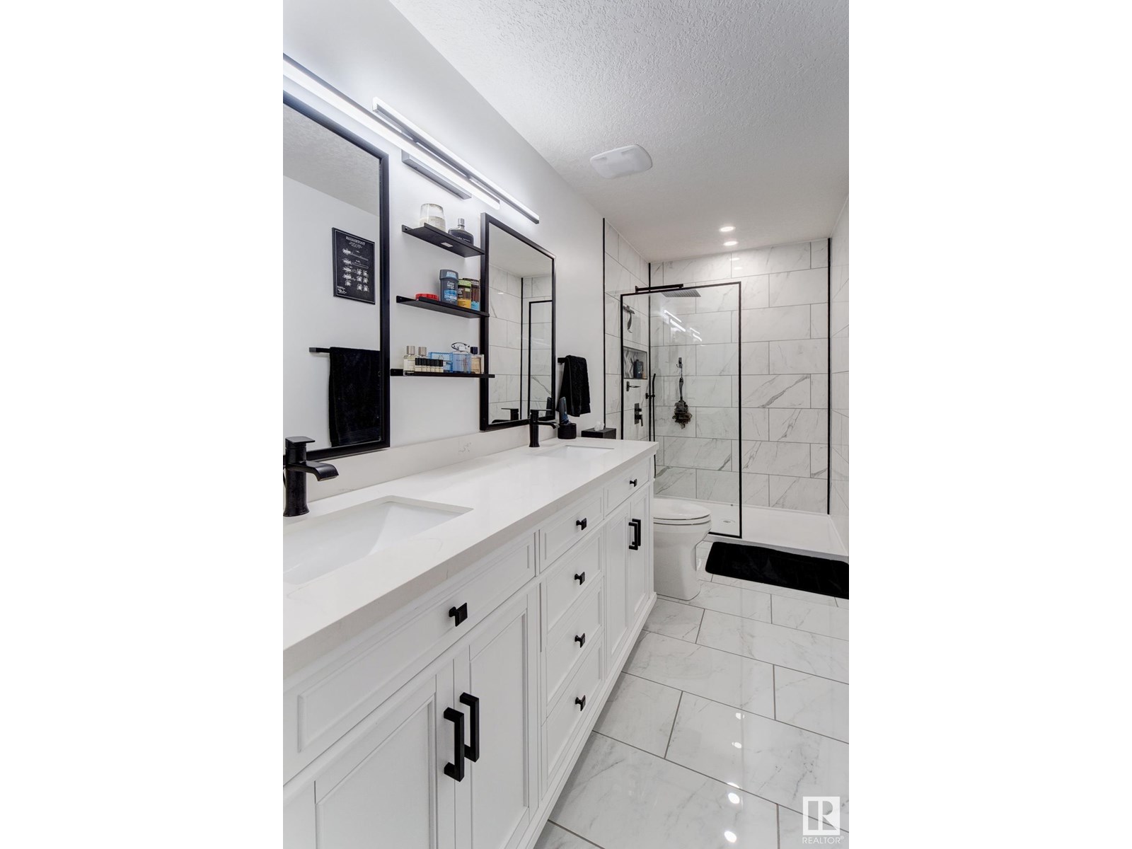 Photo 20 of 6112 11 Av Sw, Edmonton AB