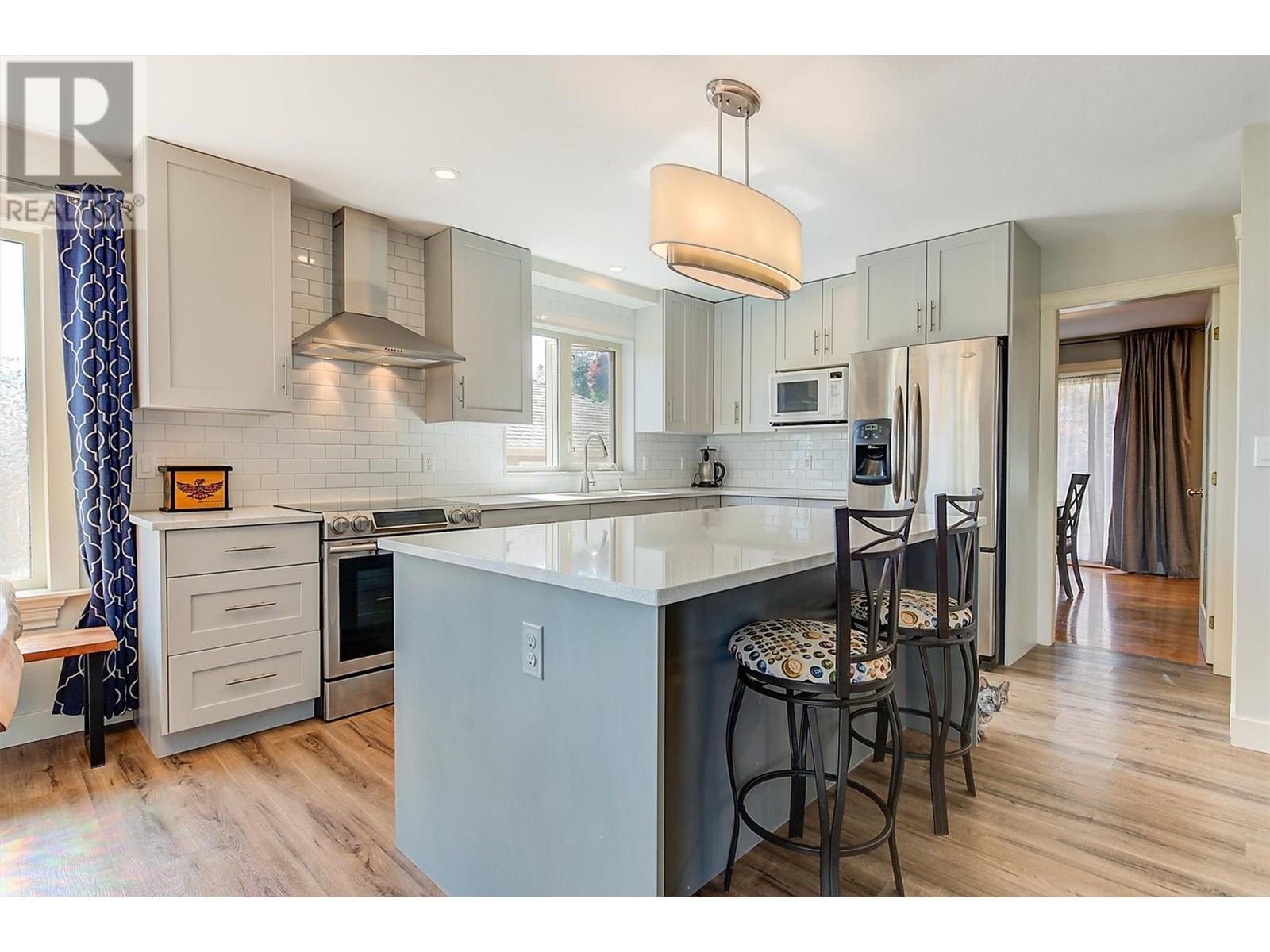  2069 Horizon Drive, West Kelowna