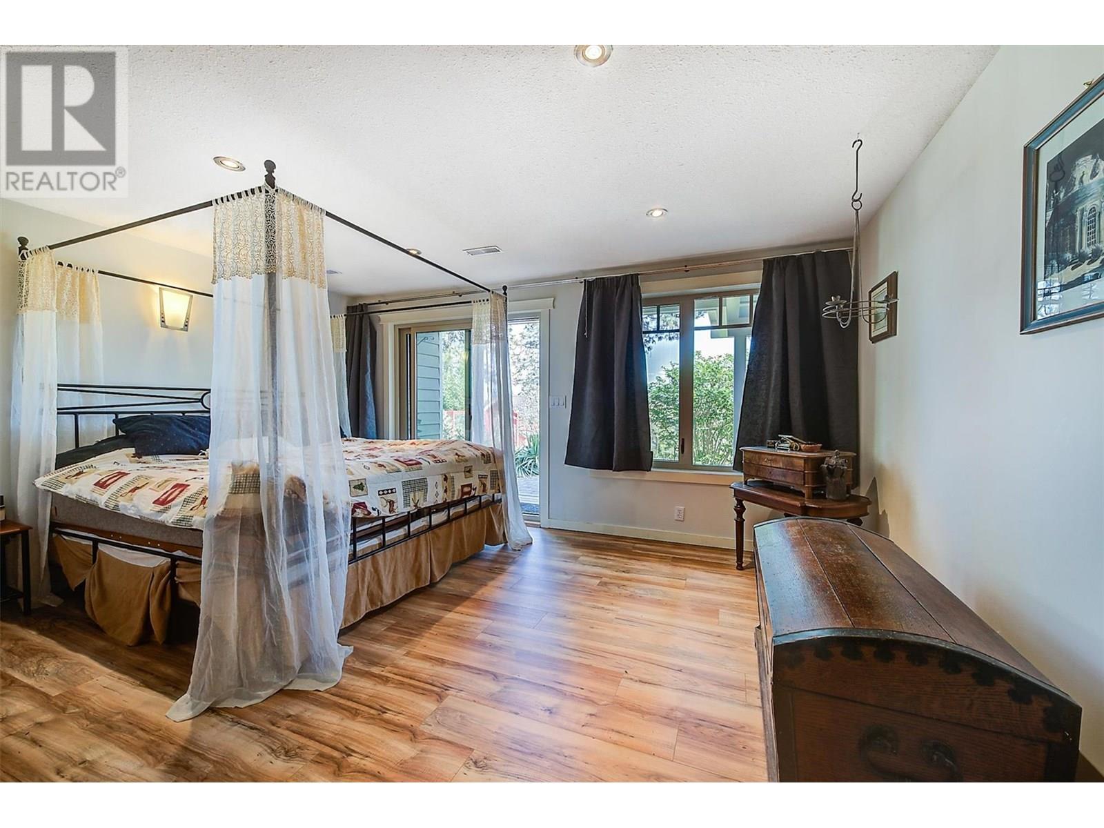  2069 Horizon Drive, West Kelowna