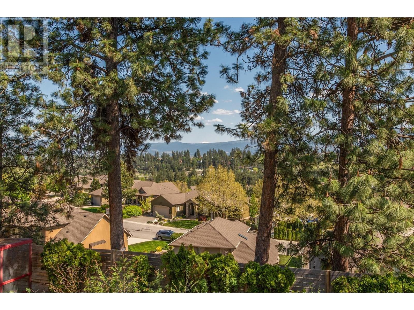  2069 Horizon Drive, West Kelowna