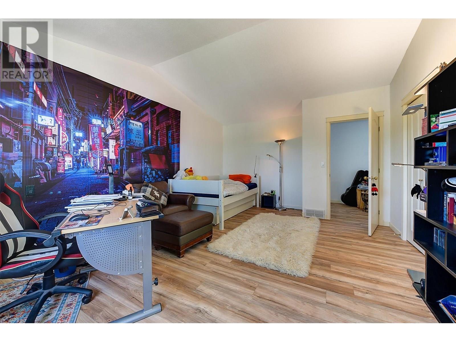  2069 Horizon Drive, West Kelowna