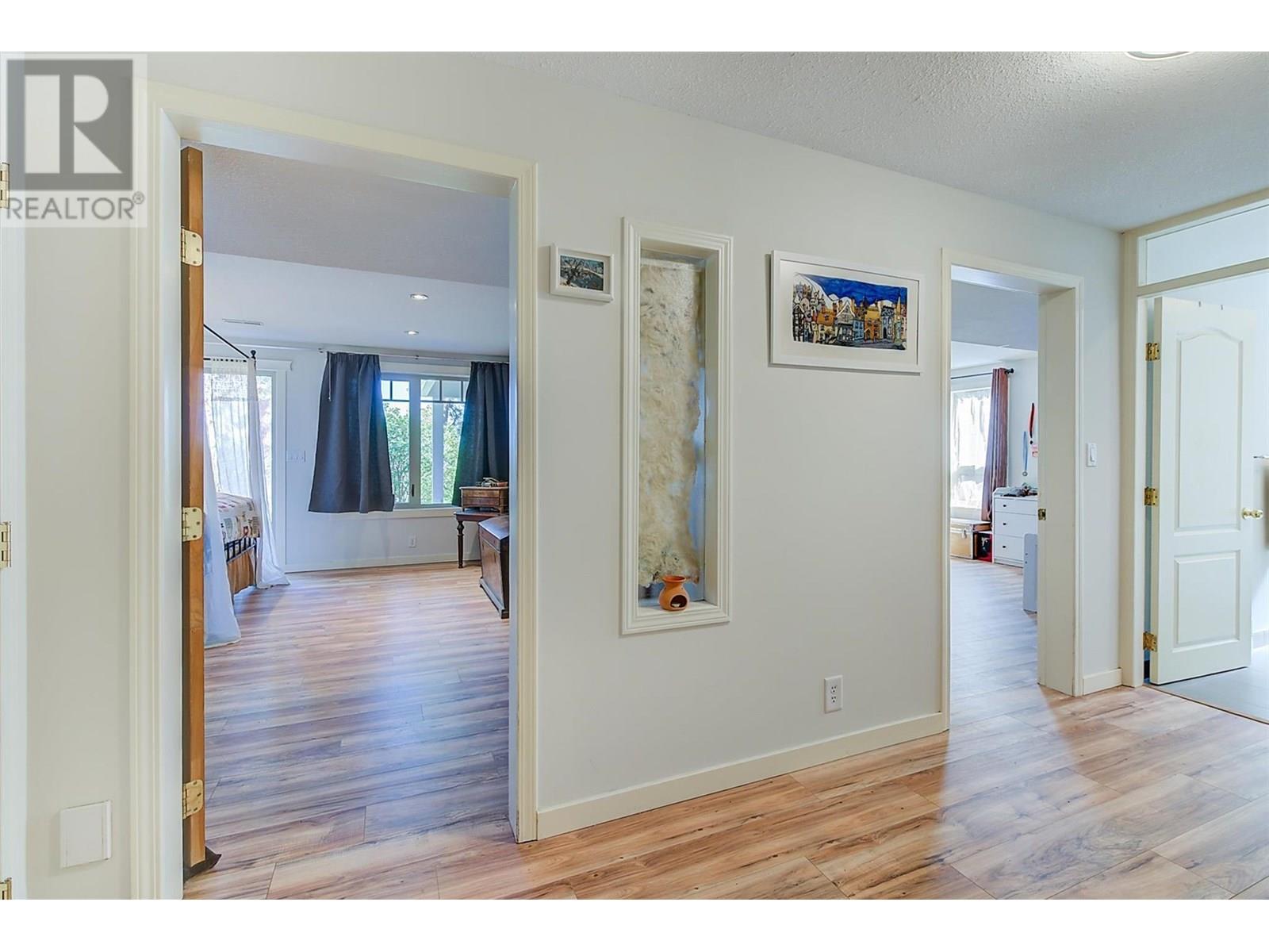  2069 Horizon Drive, West Kelowna